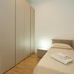 Luxury Design Loft - 20 Minutes From Duomo-navigli * מילאנו