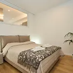 Luxury Design Loft - 20 Minutes From Duomo-navigli *