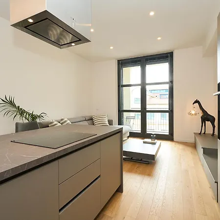 アパート Luxury Design Loft - 20 Minutes From Duomo-navigli ミラノ